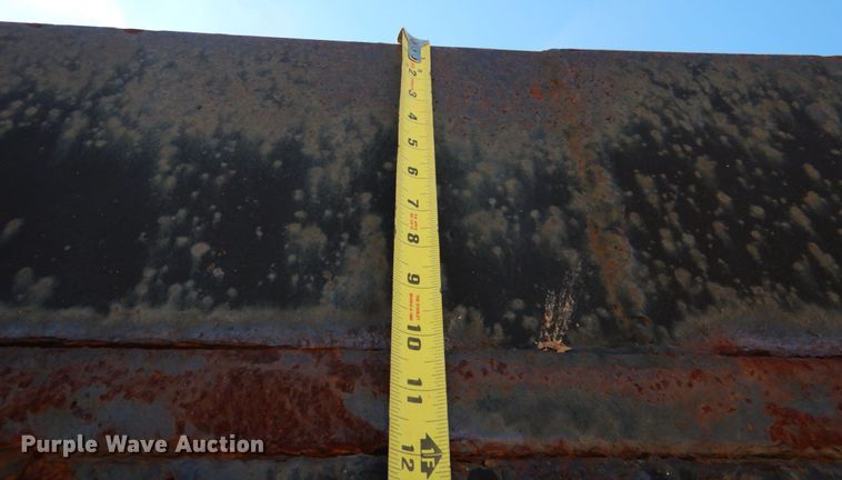 image for item JS9666 2009 International 7400  dump truck