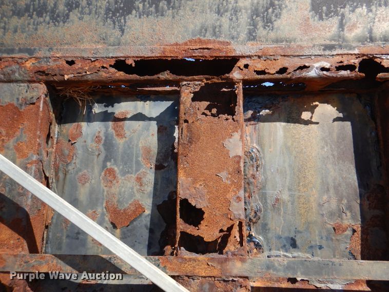 image for item JS9666 2009 International 7400  dump truck