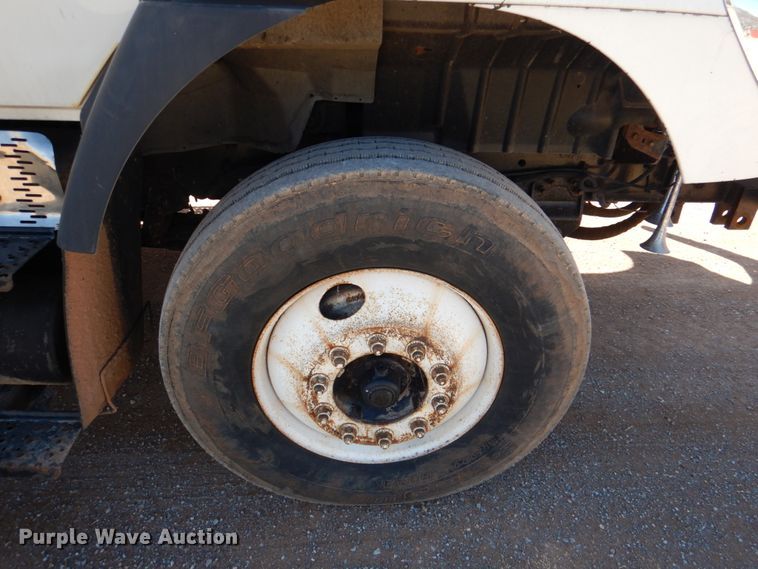 image for item JS9666 2009 International 7400  dump truck