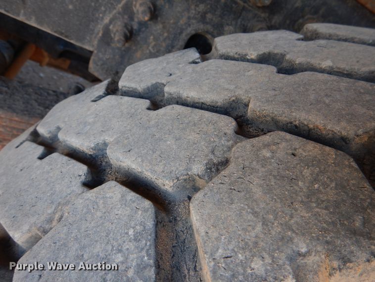 image for item JS9666 2009 International 7400  dump truck