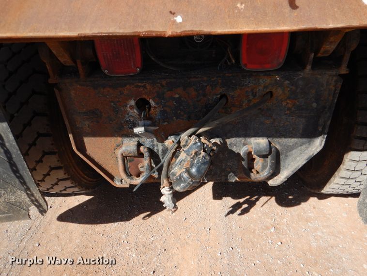 image for item JS9666 2009 International 7400  dump truck