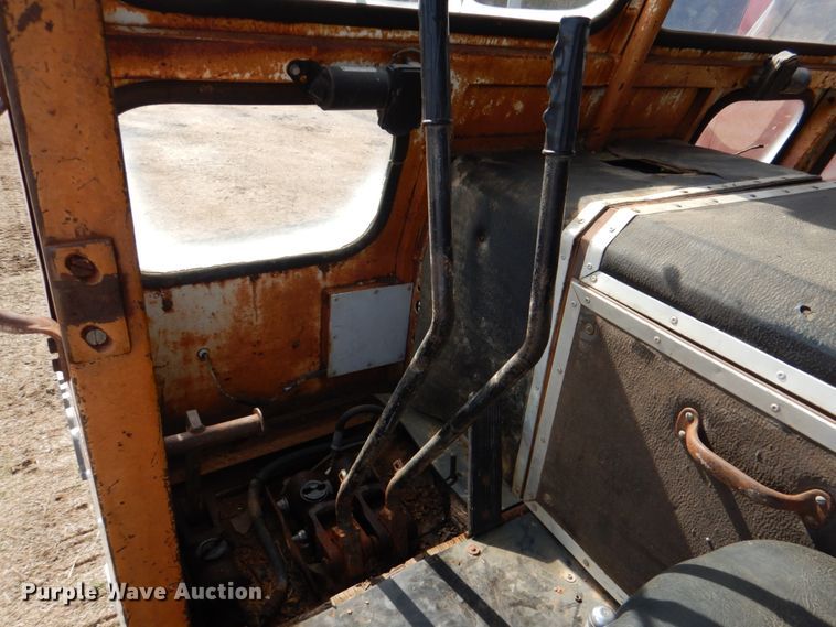 image for item JS9668 Flextrac Nodwell FN20  track carrier with bucket