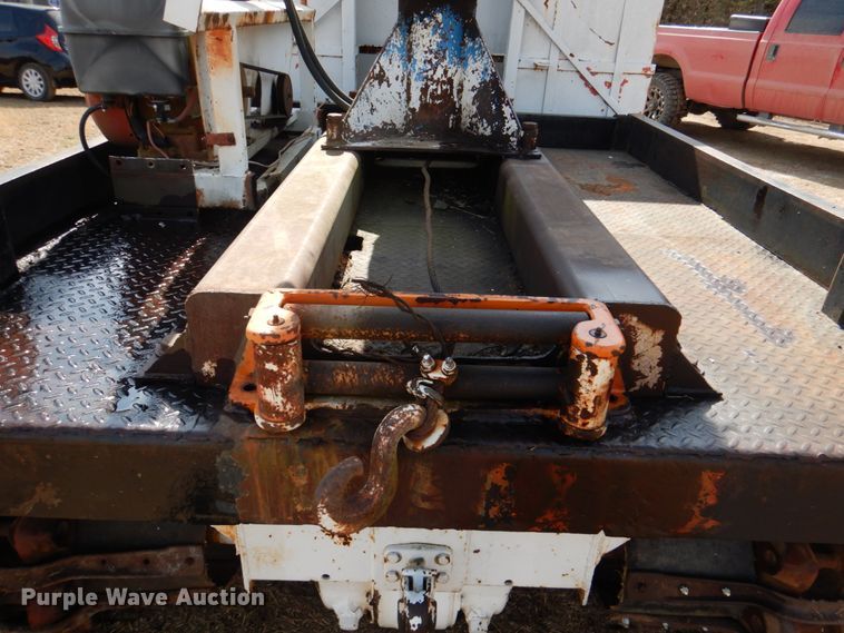 image for item JS9668 Flextrac Nodwell FN20  track carrier with bucket