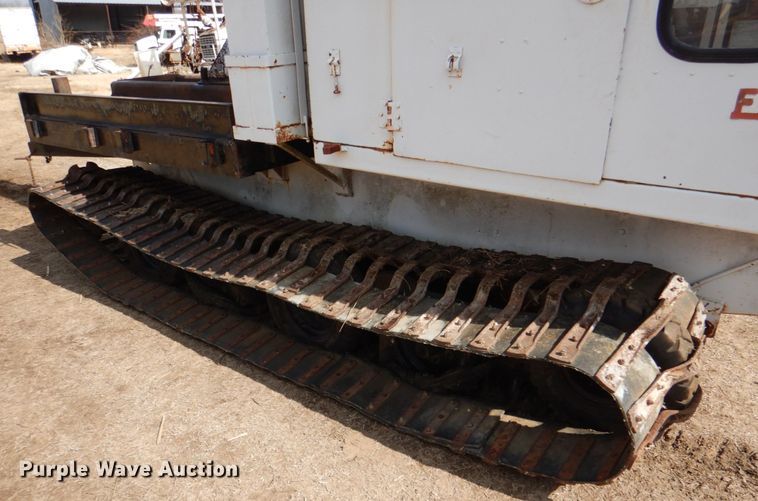 image for item JS9668 Flextrac Nodwell FN20  track carrier with bucket