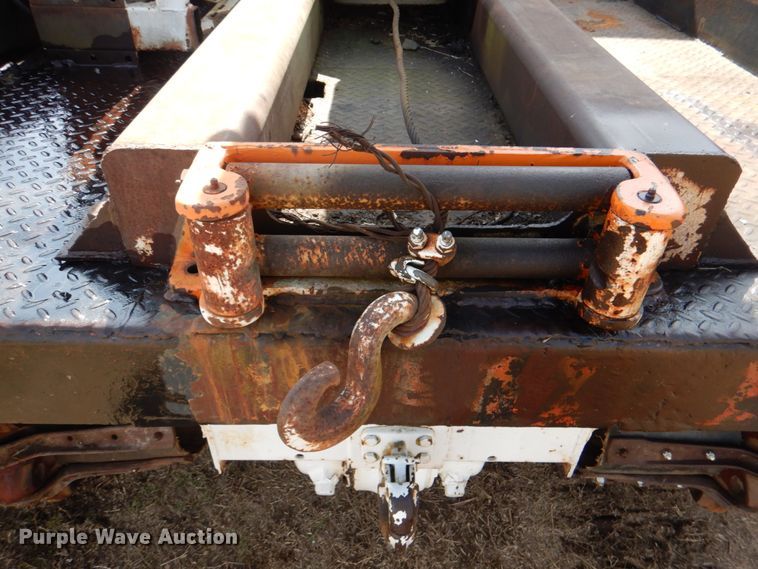 image for item JS9668 Flextrac Nodwell FN20  track carrier with bucket