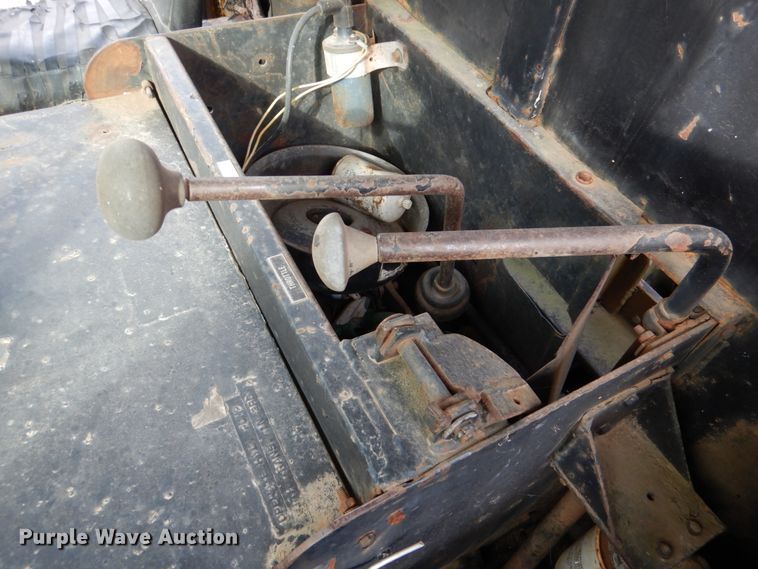 image for item JS9670 Bombardier MC74  track carrier with digger derrick