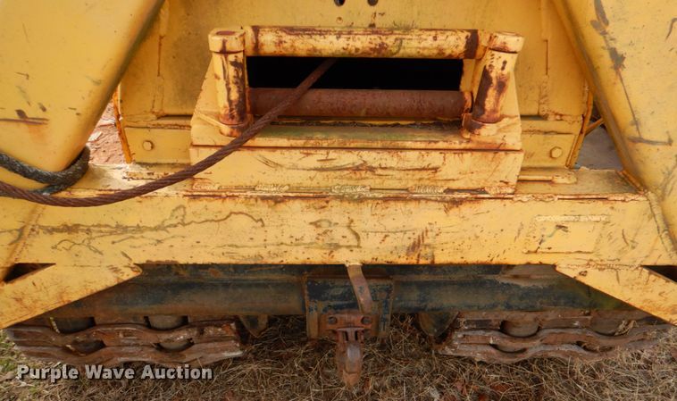 image for item JS9670 Bombardier MC74  track carrier with digger derrick