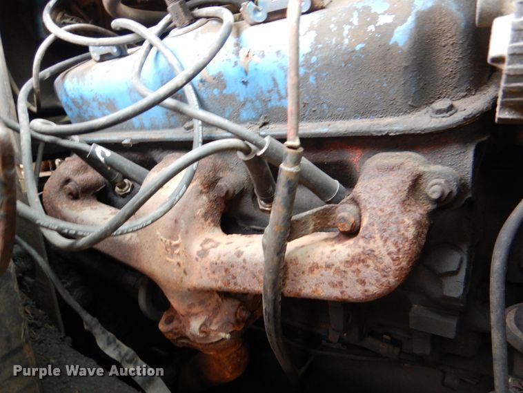 image for item JS9670 Bombardier MC74  track carrier with digger derrick