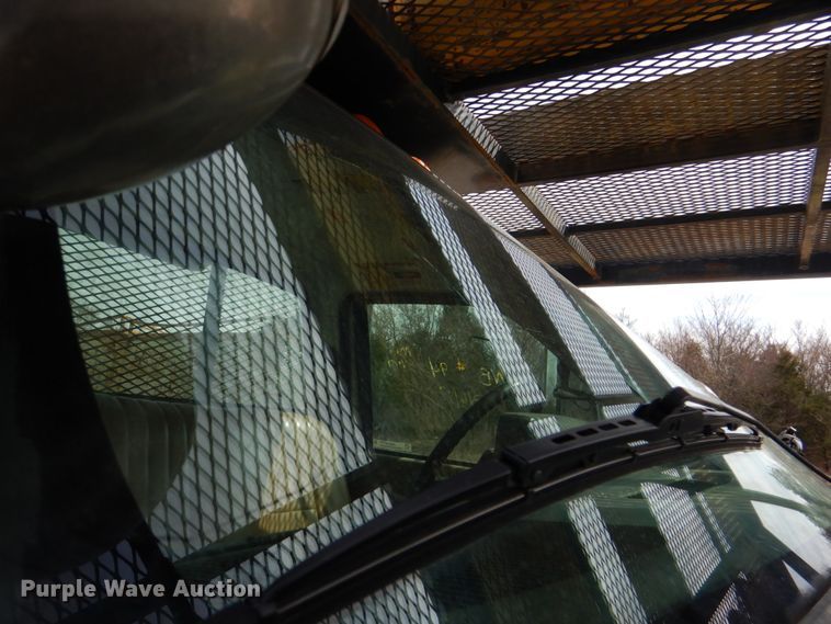 image for item JS9672 1995 Chevrolet Kodiak  bucket truck