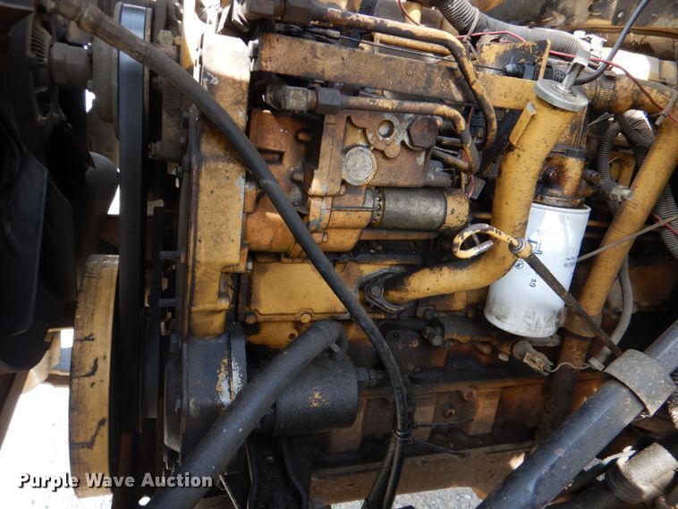 image for item JS9672 1995 Chevrolet Kodiak  bucket truck