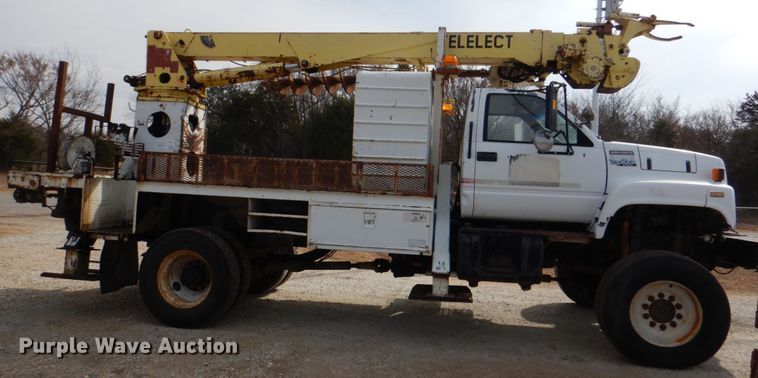 image for item JS9674 1994 GMC TopKick C6500  digger derrick truck