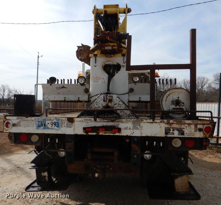 image for item JS9674 1994 GMC TopKick C6500  digger derrick truck