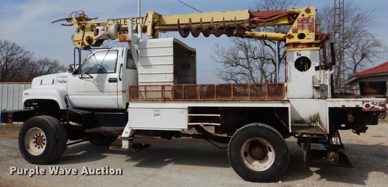 image for item JS9674 1994 GMC TopKick C6500  digger derrick truck