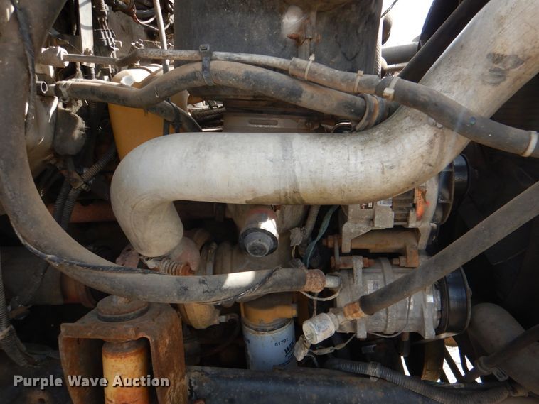 image for item JS9674 1994 GMC TopKick C6500  digger derrick truck