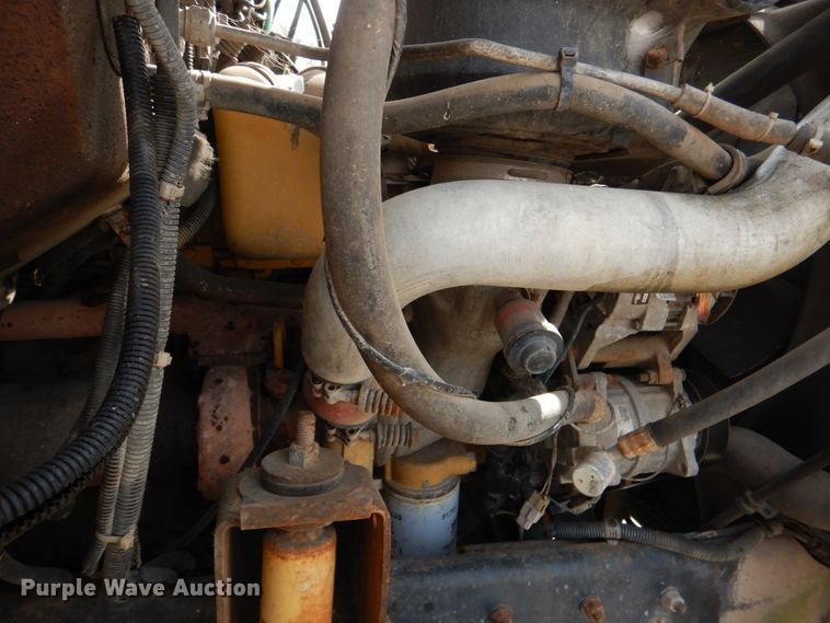 image for item JS9674 1994 GMC TopKick C6500  digger derrick truck