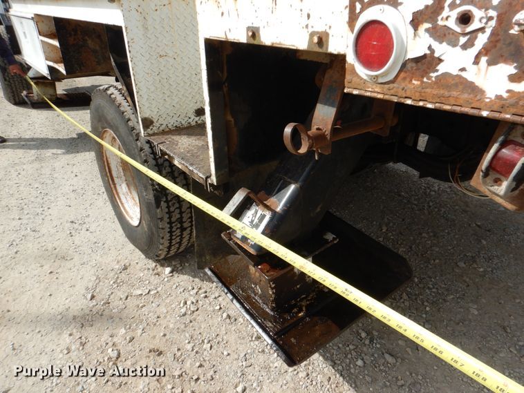 image for item JS9674 1994 GMC TopKick C6500  digger derrick truck