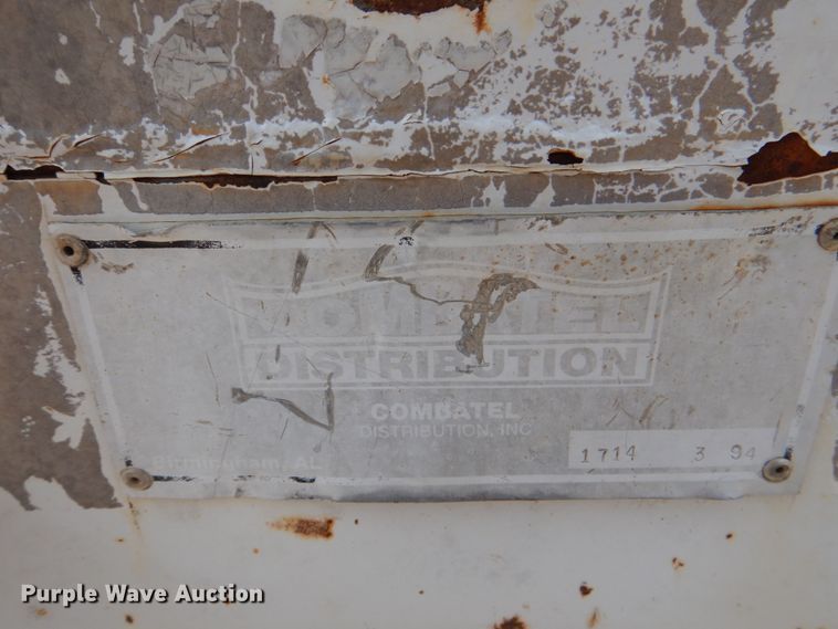 image for item JS9674 1994 GMC TopKick C6500  digger derrick truck