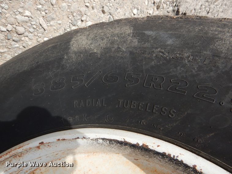 image for item JS9674 1994 GMC TopKick C6500  digger derrick truck