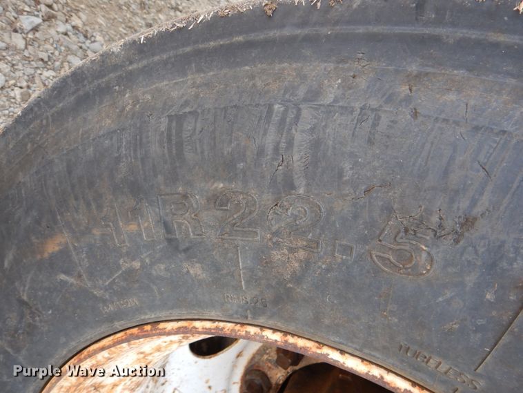 image for item JS9674 1994 GMC TopKick C6500  digger derrick truck