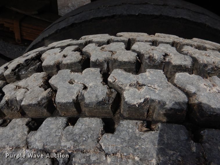 image for item JS9674 1994 GMC TopKick C6500  digger derrick truck