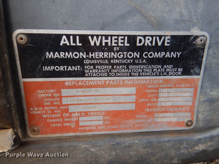 image for item JS9674 1994 GMC TopKick C6500  digger derrick truck