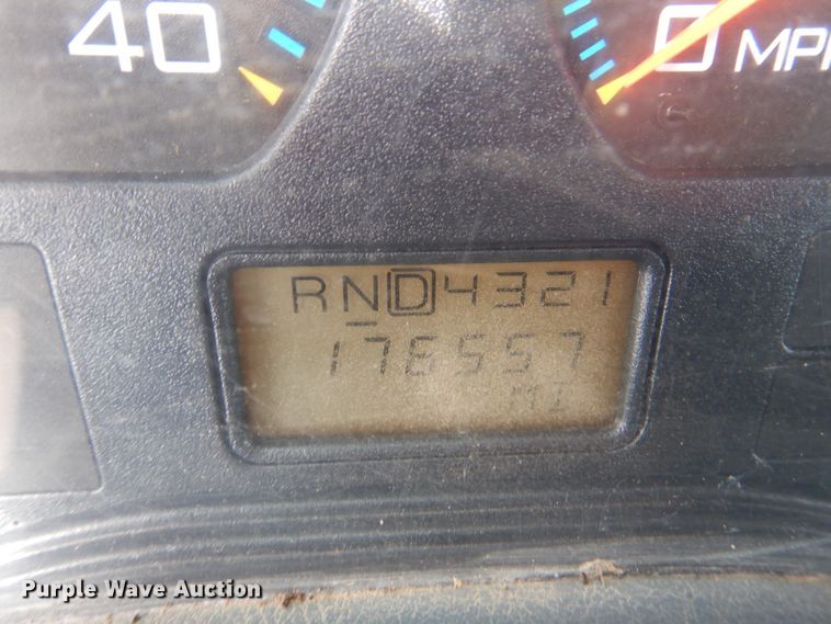 image for item JS9676 2006 International 4300  bucket truck