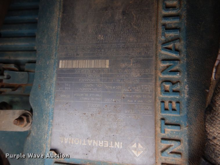 image for item JS9676 2006 International 4300  bucket truck