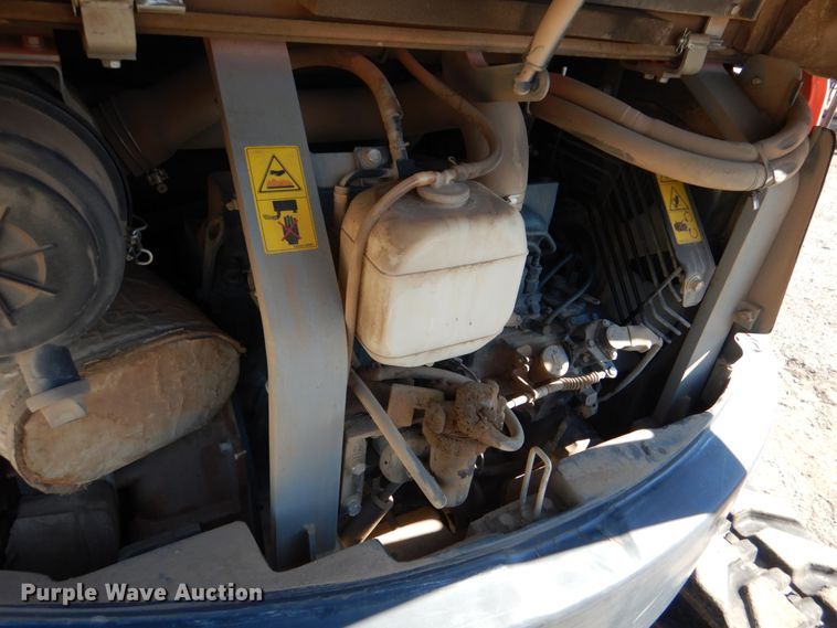 image for item JS9679 2012 Kubota U45  mini excavator