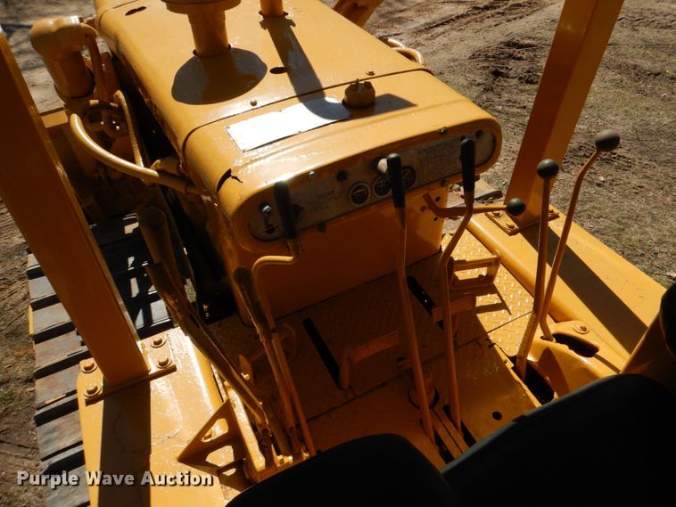 image for item JS9681 1960 Caterpillar D6B  dozer