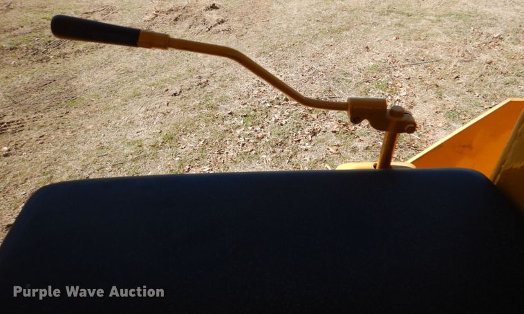 image for item JS9681 1960 Caterpillar D6B  dozer