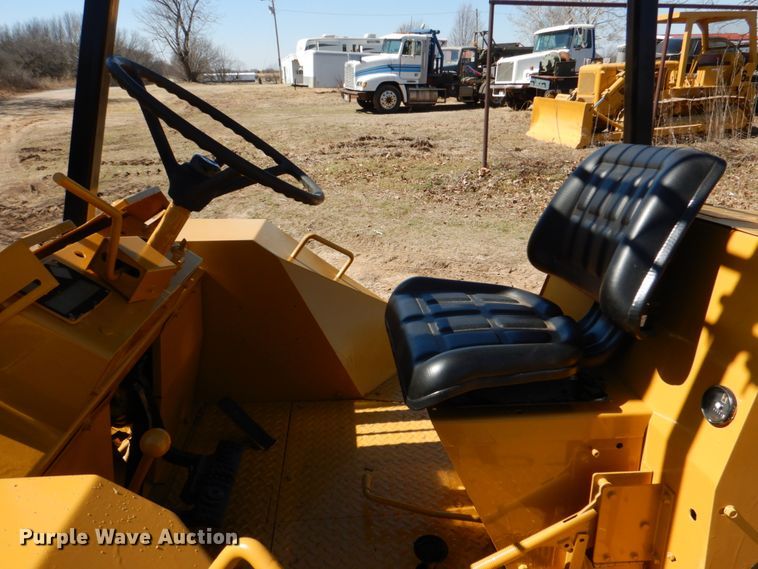 image for item JS9682 1990 John Deere 482C  forklift