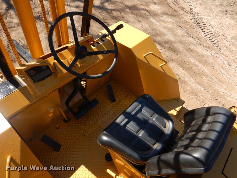 image for item JS9682 1990 John Deere 482C  forklift