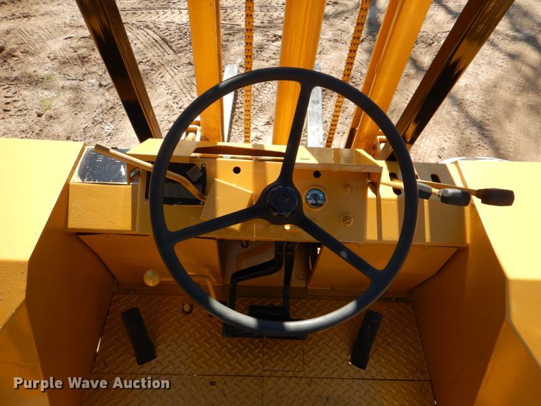 image for item JS9682 1990 John Deere 482C  forklift