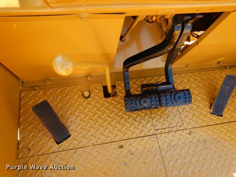 image for item JS9682 1990 John Deere 482C  forklift