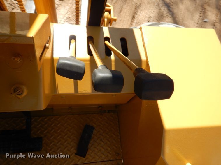 image for item JS9682 1990 John Deere 482C  forklift