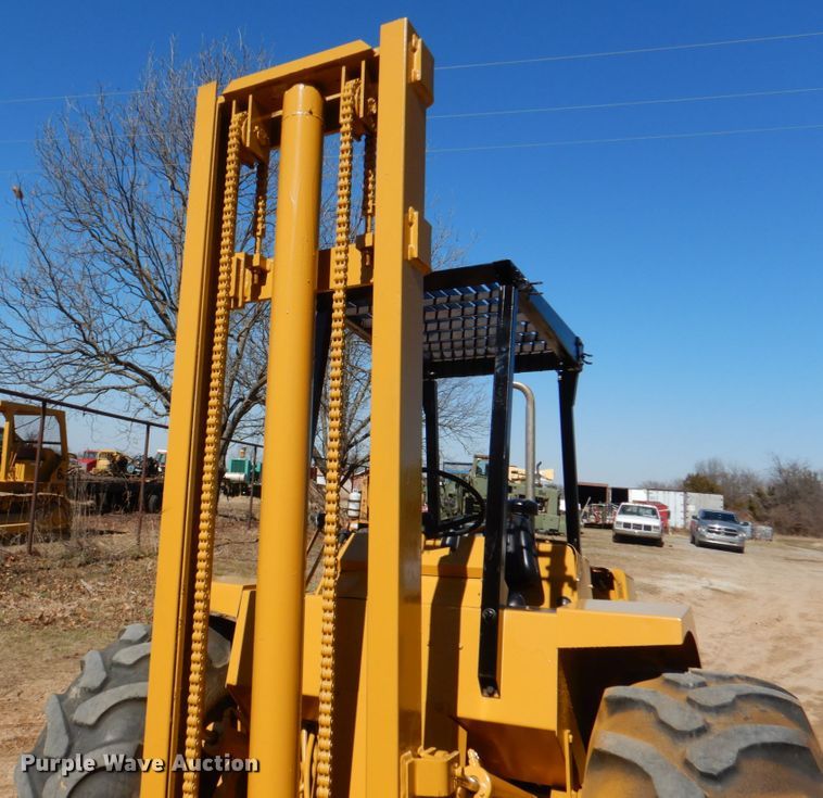 image for item JS9682 1990 John Deere 482C  forklift