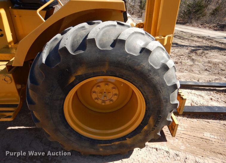 image for item JS9682 1990 John Deere 482C  forklift