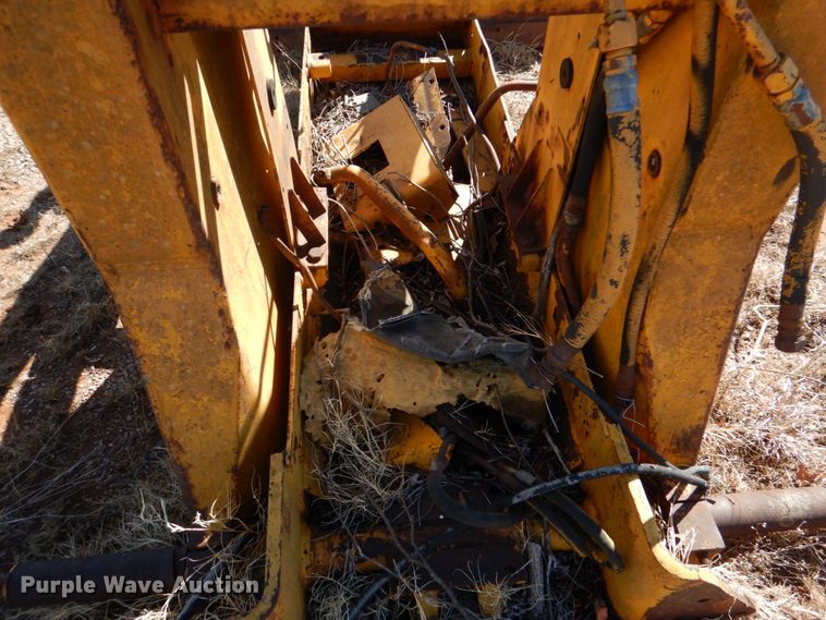 image for item JS9683 Drott  69" W 4-in-1 bucket