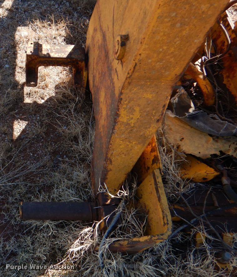 image for item JS9683 Drott  69" W 4-in-1 bucket