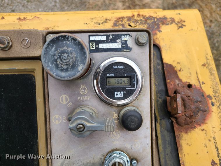 image for item KG9612 1988 Caterpillar 963  track loader