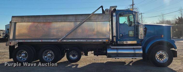 image for item KG9661 2007 Kenworth W900  dump truck