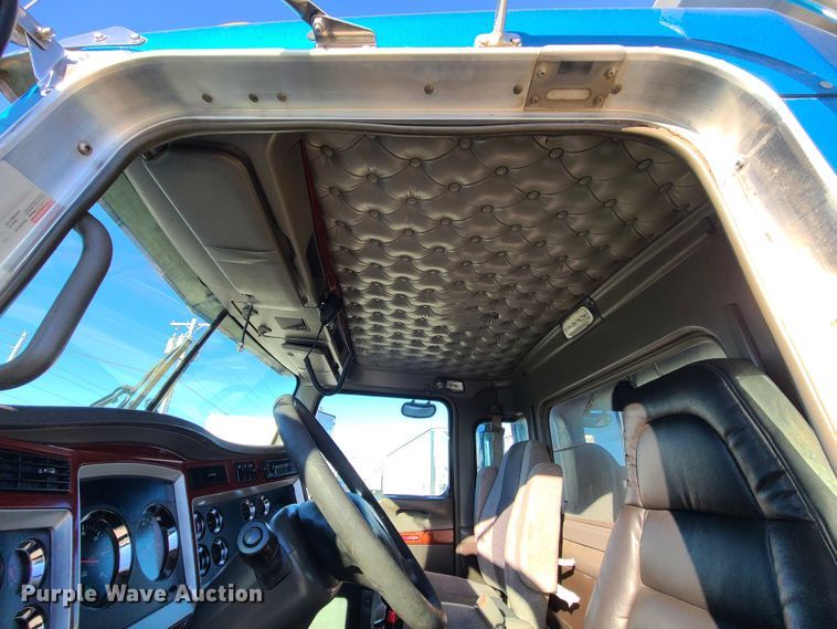 image for item KG9661 2007 Kenworth W900  dump truck