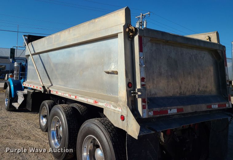 image for item KG9661 2007 Kenworth W900  dump truck