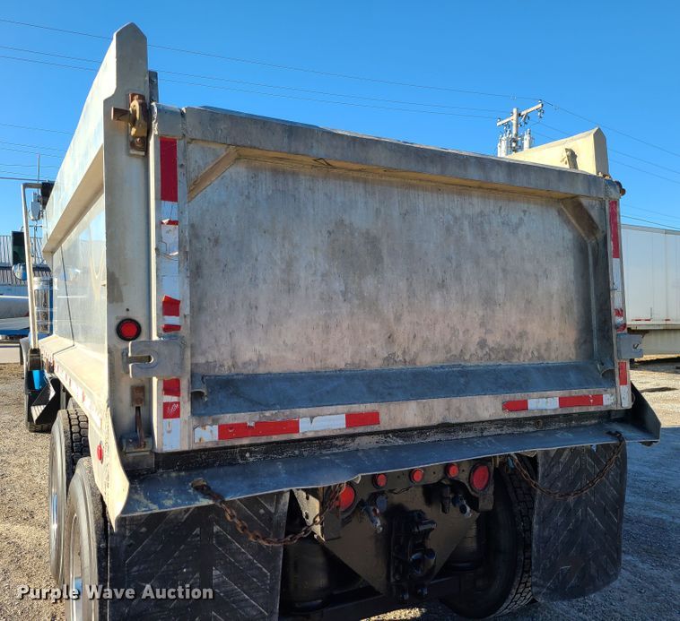 image for item KG9661 2007 Kenworth W900  dump truck