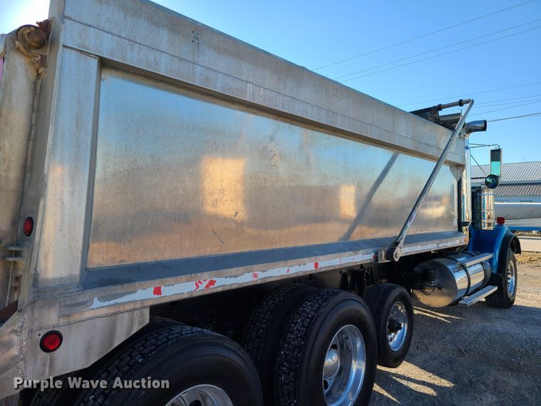 image for item KG9661 2007 Kenworth W900  dump truck