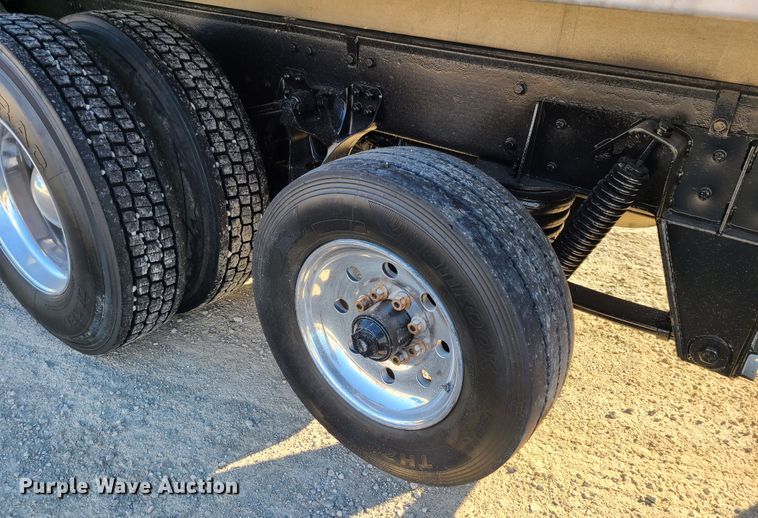 image for item KG9661 2007 Kenworth W900  dump truck