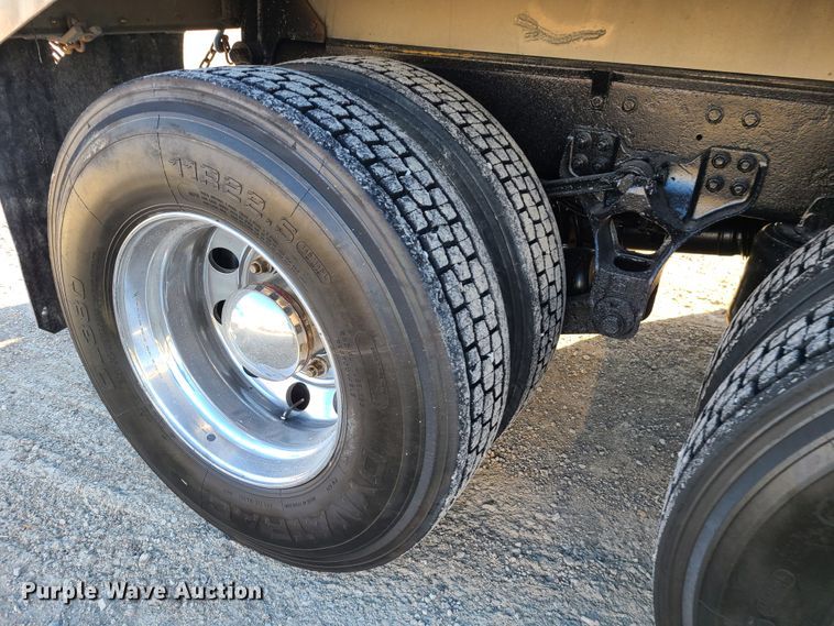 image for item KG9661 2007 Kenworth W900  dump truck