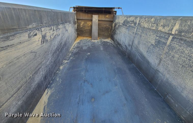 image for item KG9661 2007 Kenworth W900  dump truck