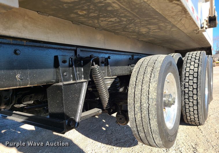 image for item KG9661 2007 Kenworth W900  dump truck