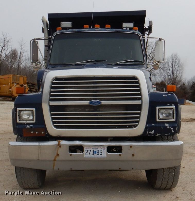 image for item KH9708 1994 Ford L8000  dump truck